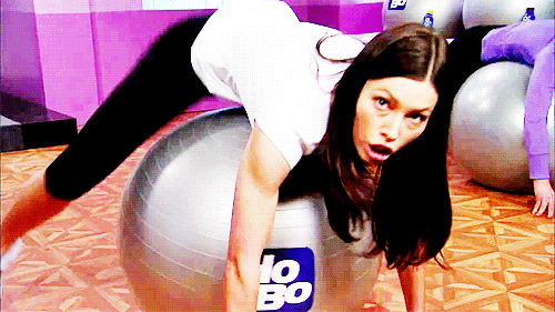 Jessica Biel’s Sexiest Shots as Animated GIFs