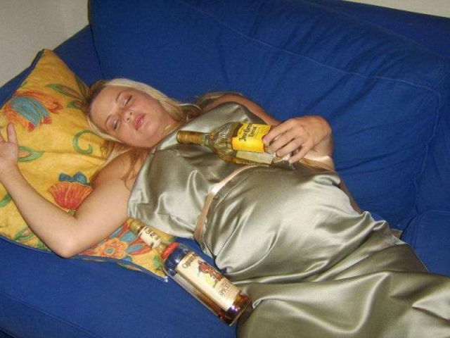 Hilarious Drunk and Wasted People. Part 17
