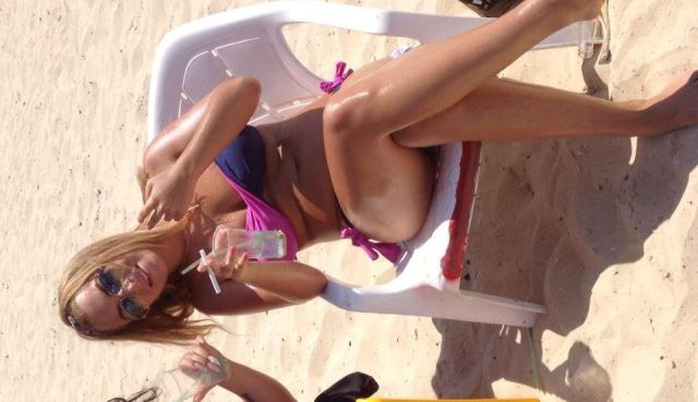 Sexy Facebook Photos of Arab Girls