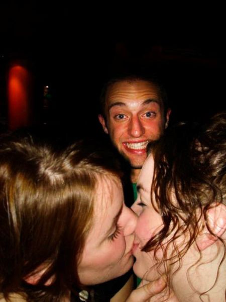 Classic Photobombs of Drunk Girls Kissing Each Other