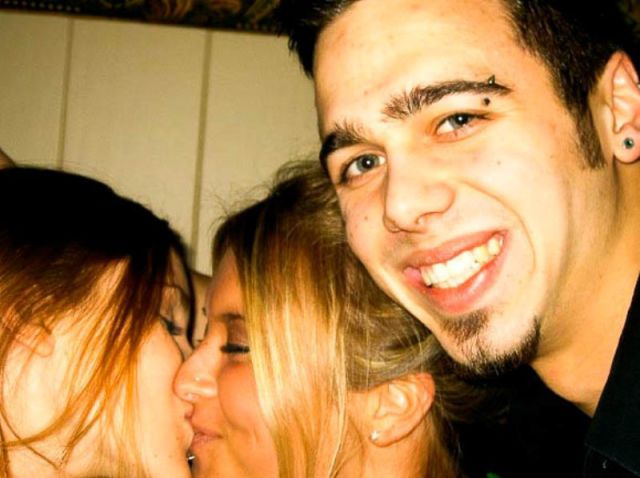 Classic Photobombs of Drunk Girls Kissing Each Other