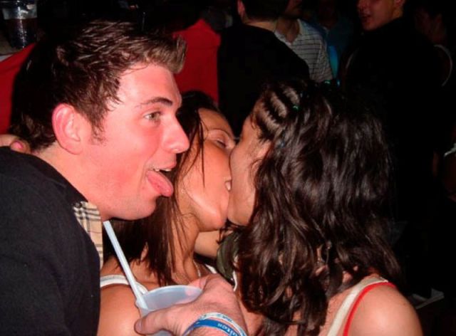 Classic Photobombs of Drunk Girls Kissing Each Other