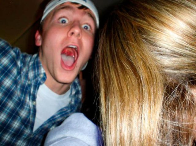 Classic Photobombs of Drunk Girls Kissing Each Other