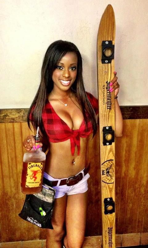 People Don’t Come to These Restaurants for the Food