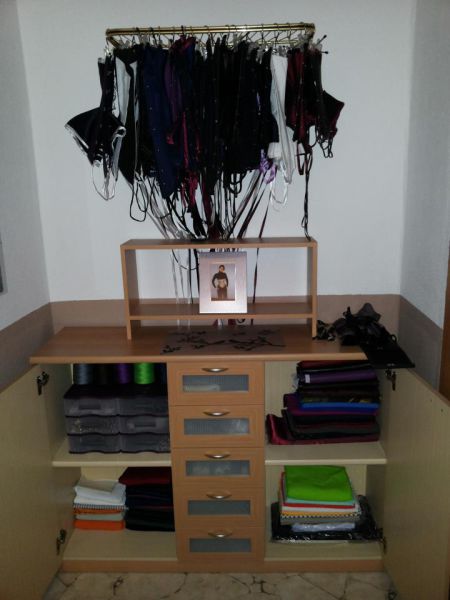 The Woman Who Is “Waisting Away” for Beauty