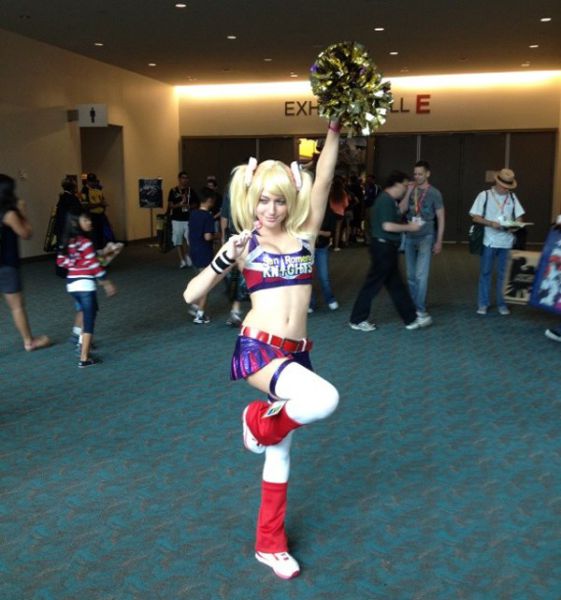 Cosplay Makes Hot Girls Even Hotter