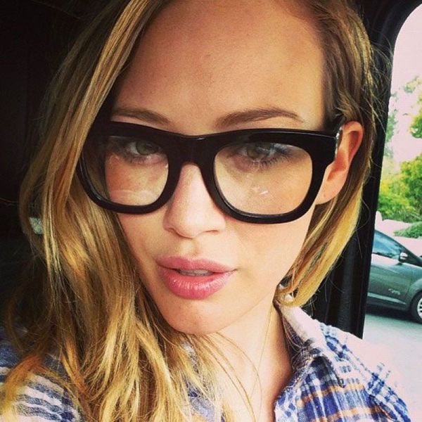 Cute Girls Who Will Fulfill Your “Teacher” Fantasy