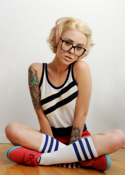 Cute Girls Who Will Fulfill Your “Teacher” Fantasy