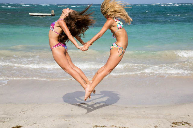 It Doesn’t Get Better Than Cheerleaders in Swimsuits