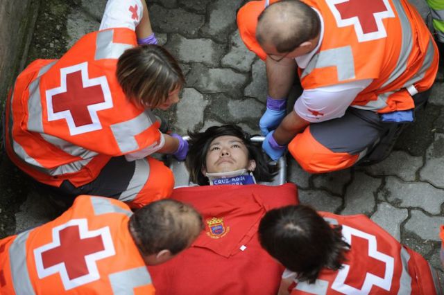 Spanish Bull Racing Ends in Injury