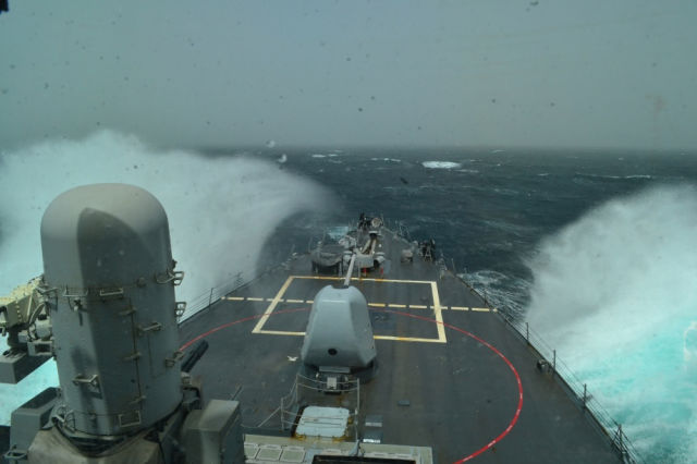 Great Photos of Navy Ships in the Middle of the Ocean
