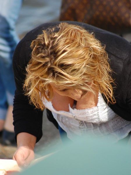 Good Cleavage Pictures