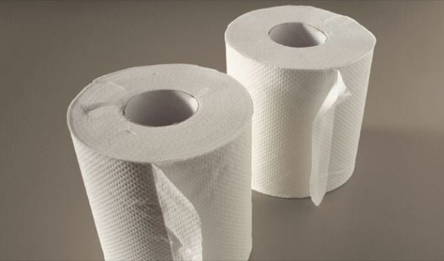 Bizarre Food Etiquette Rules You Need to Know