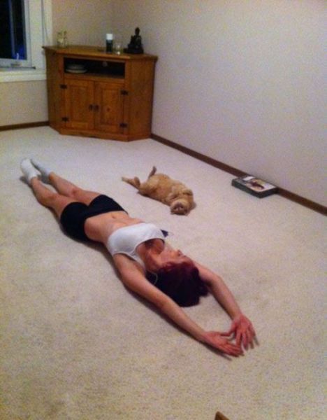 Some Sexy Stretching Girls