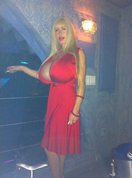 Huge Breasts Are Destroying Porn Star’s Life