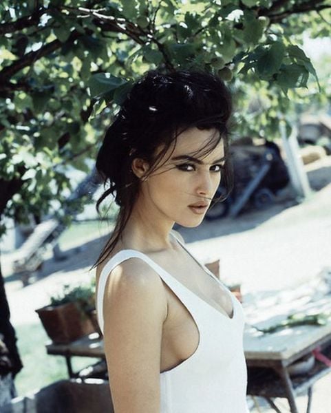 Past Photos of Beautiful Leading Ladies