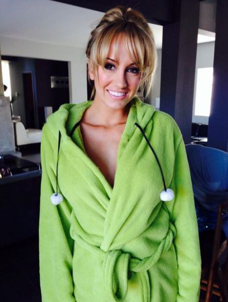 Charlie Sheen’s Porn Star Fiancé Brett Rossi