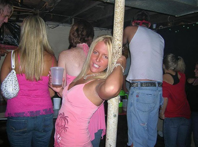 When Girls Get Drunk They All Wanna Pole Dancing