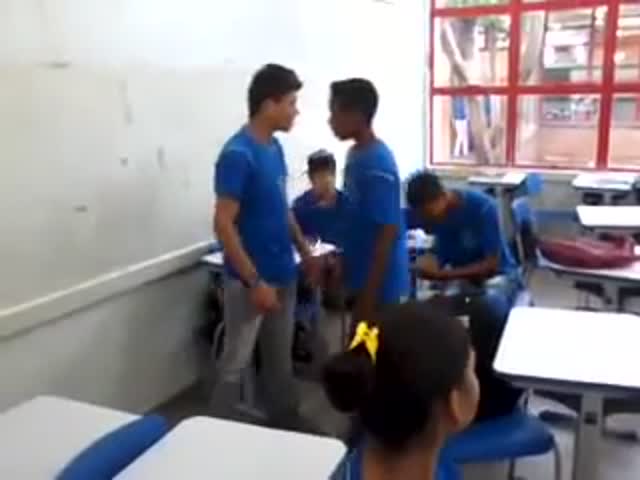 Kid Searches for Trouble, Gets What He Deserves (VIDEO)