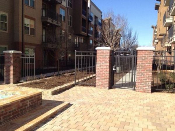 These Construction Workers Should Be Fired Immediately