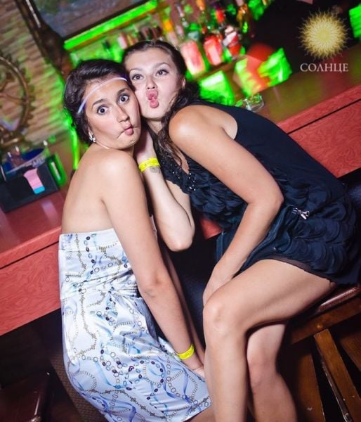 nightclub photos that are totally cringeworthy 25 pics 1.html - 25 HD Photos | Premium Gallery 2014