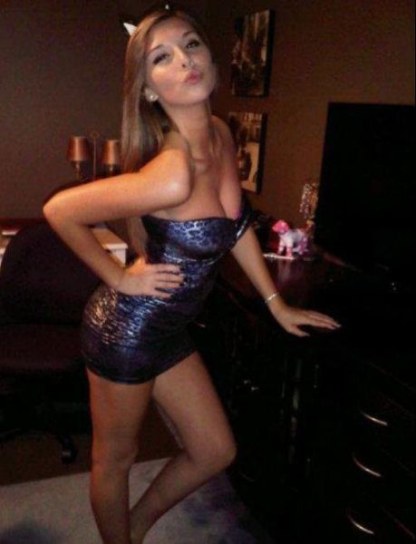 Tight Dresses Hug These Figures in All the Right Places