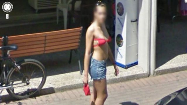Sexy Ladies Get Caught on Google Street View
