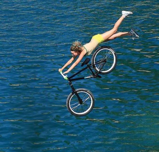 Bike Riding Babes Deserve Two Thumbs Up