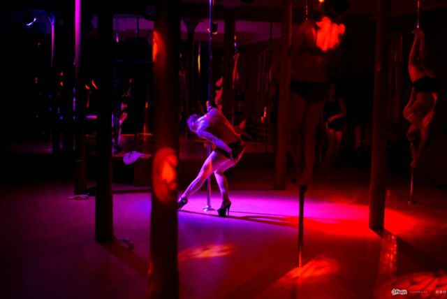 Pole Dancing Girls are Both Fit and Sexy