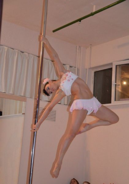 Pole Dancing Girls are Both Fit and Sexy
