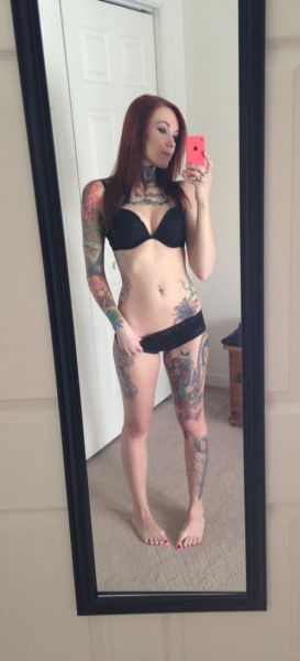 Sexy Girls Who Like Ink