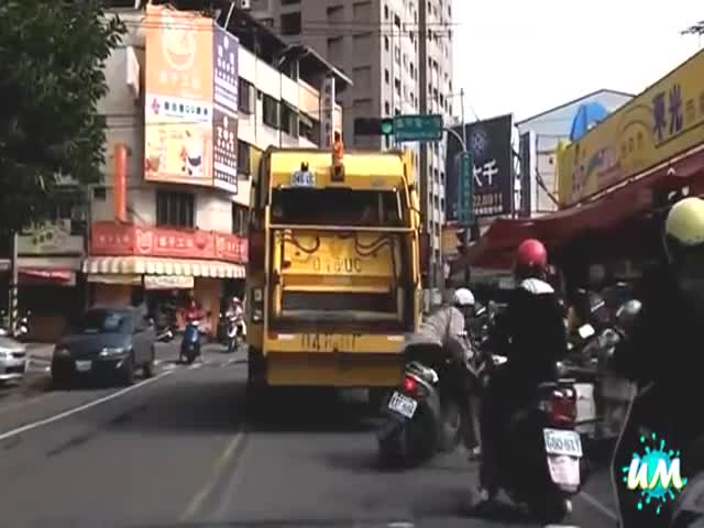 The Ultimate Scooter Fails Compilation (VIDEO)