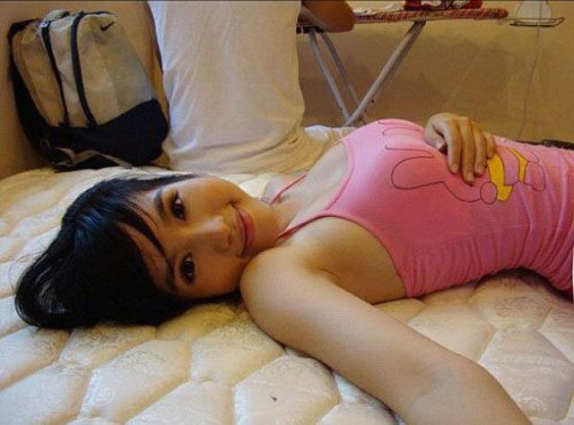 This Cute Vietnamese Model Still Looks Like a Teenager