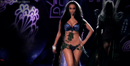 It’s All about the “Boob Bounce” on the Runway