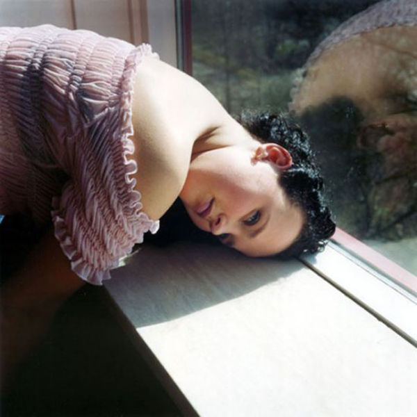 Models Posing in Really Uncomfortable Positions