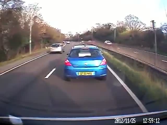 Car Driver Stops on the Highway, Causes Massive Accident (VIDEO)