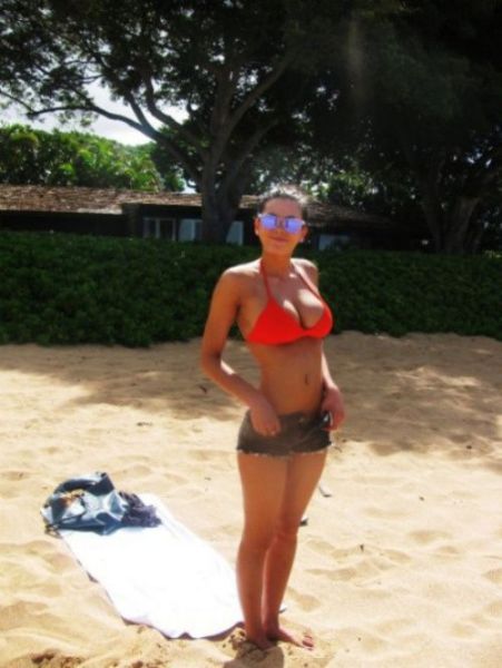 We Love a Good Boob Pic