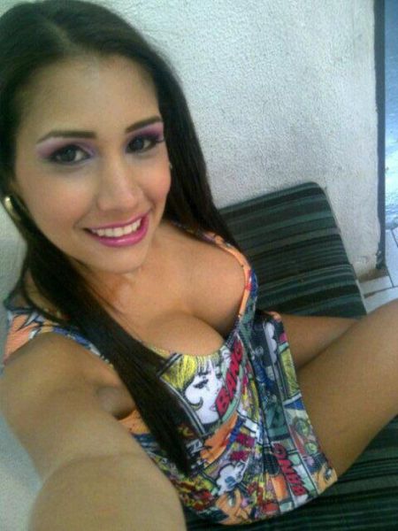 We Love a Good Boob Pic