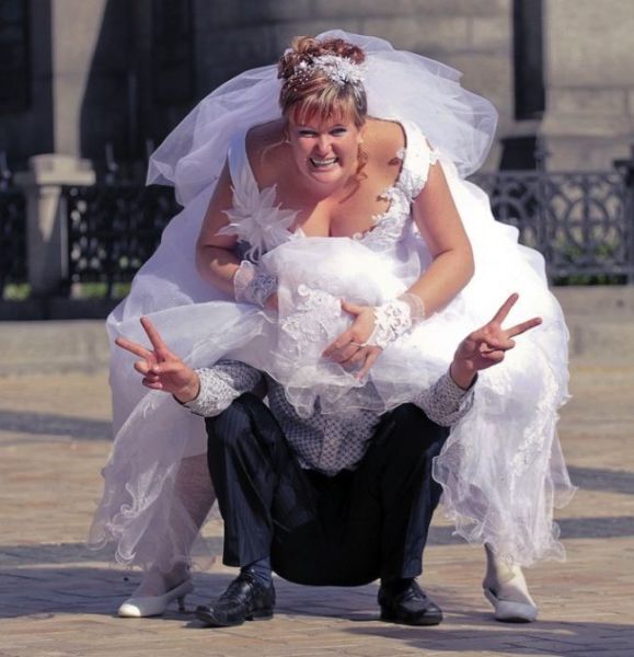 Ridiculous and Funny Wedding Photos