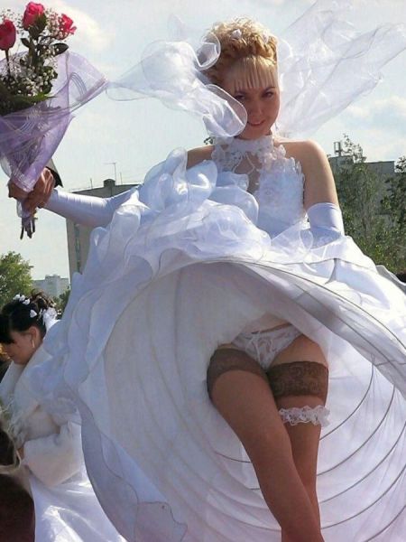 Ridiculous and Funny Wedding Photos