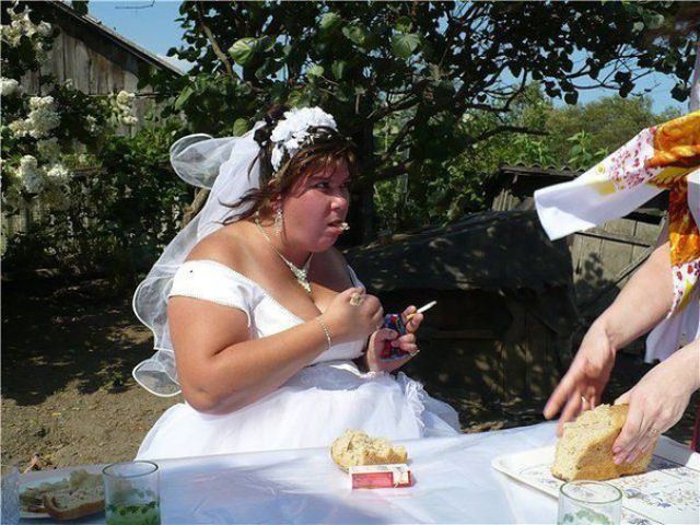 Ridiculous and Funny Wedding Photos