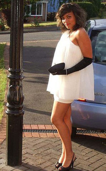 English Graduate Trades in Books for Beauty