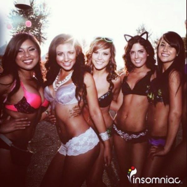 Sweet and Sexy Las Vegas Daisy Carnival Girls