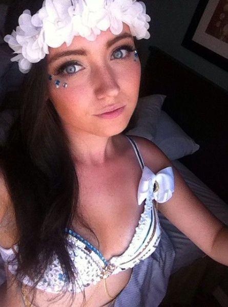 Sweet and Sexy Las Vegas Daisy Carnival Girls