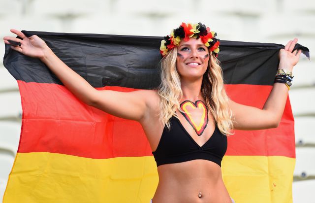 2014’s Hottest World Cup Supporters