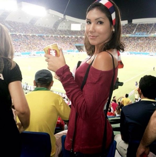 2014’s Hottest World Cup Supporters