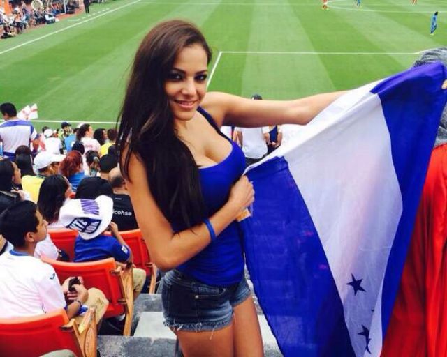 2014’s Hottest World Cup Supporters