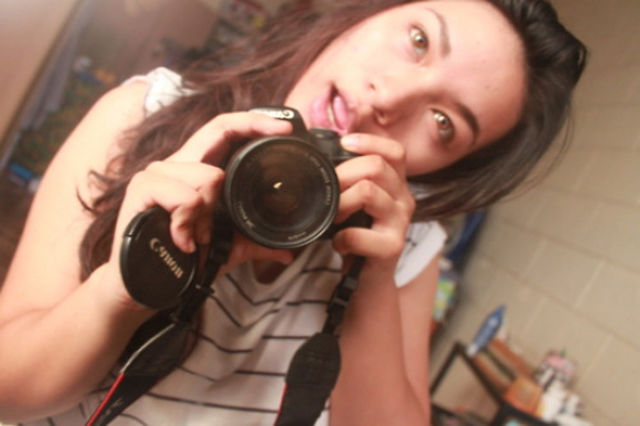 Sexy Girls with Cameras That Can Take My Picture Anytime