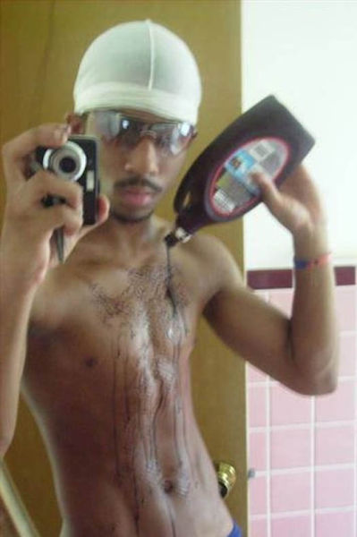 Trying to Be Sexy in a Photo Doesn’t Always Work!