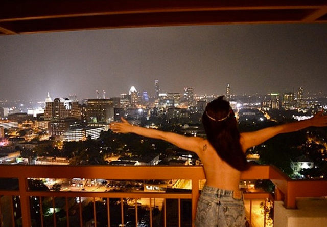 Travel Photos Are Reinvented with the New Topless Twist